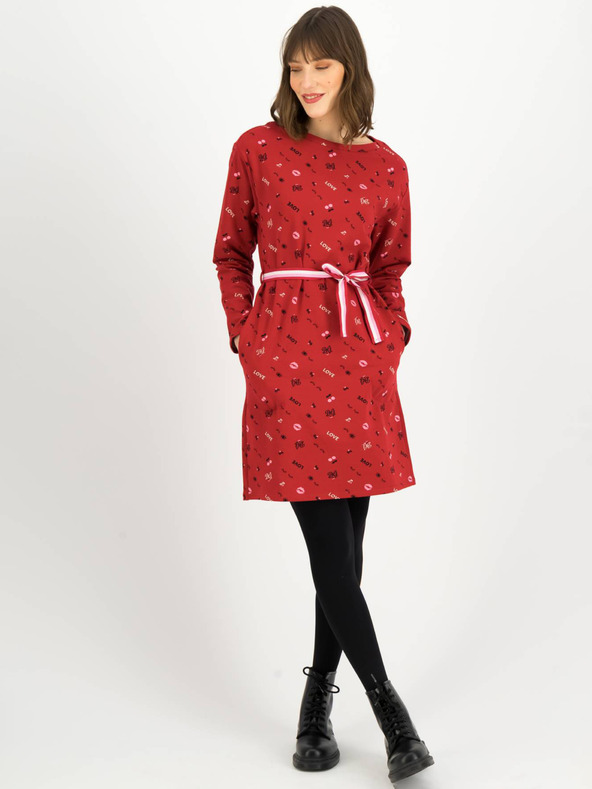 Blutsgeschwister Červené dámske vzorované šaty Blutsgeschwister Sneakers in the Woods