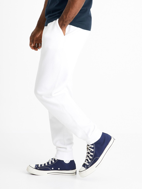 Celio Biele tepláky na behanie Celio Vojoggie