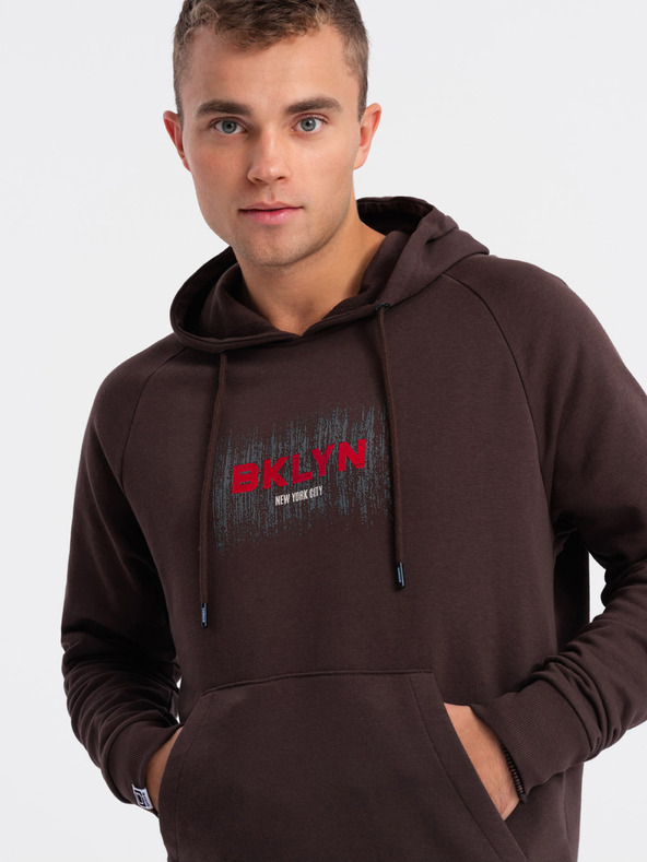 Ombre Clothing Tmavohnedá pánska mikina s potlačou Ombre Oblečenie