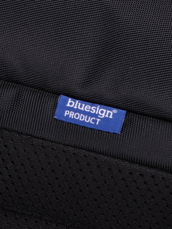 Thule Čierny 21 l batoh Thule Subterra 2