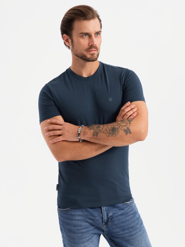 Ombre Clothing Pánske bavlnené tričko s trojfarebnou potlačou - biela a tmavomodrá V3 OM-TSCT-0174 Ombre Clothing