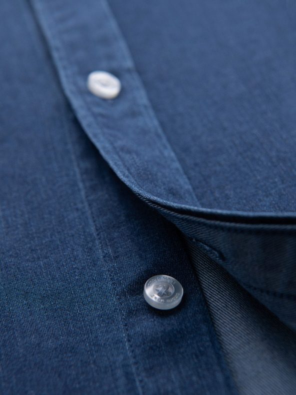 Ombre Clothing Pánska džínsová košeľa s lyocellom a výšivkou na hrudi Ombre Clothing