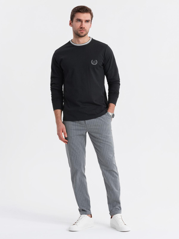 Ombre Clothing Pánske bavlnené tričko s dlhým rukávom, pruhovaným výstrihom do U a výšivkou Ombre Clothing