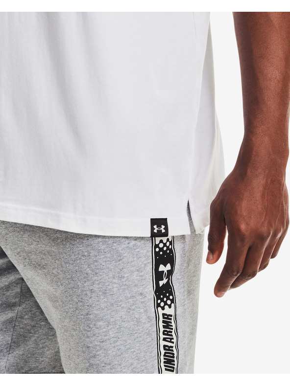 Under Armour Baseline Essential Tričko