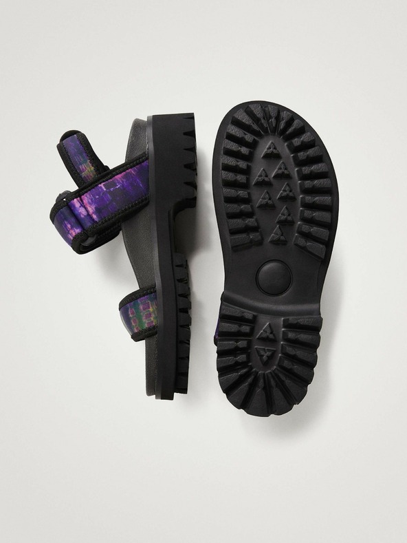 Desigual Fialovo-čierne dámske sandále Desigual Track Sandal