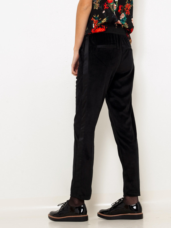 CAMAIEU Čierne zamatové nohavice s pásom CAMAIEU