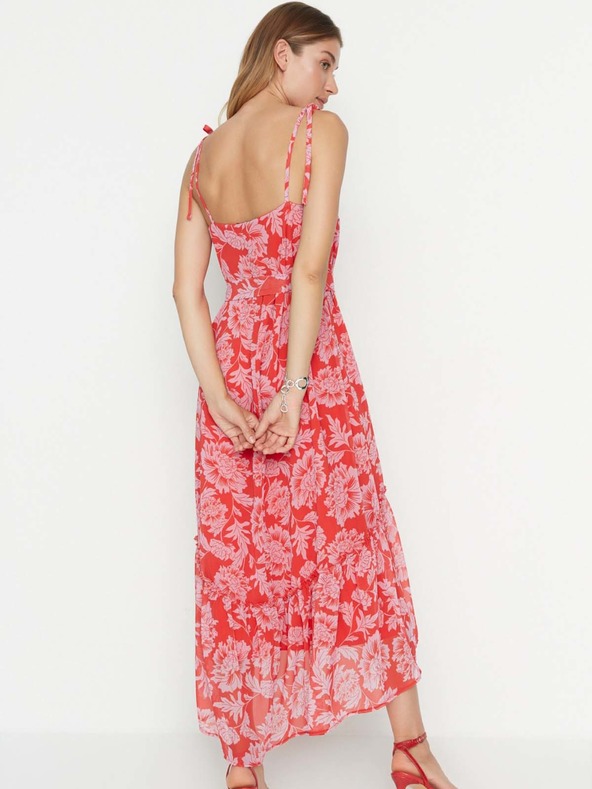 Trendyol Červené kvetinové strappy midi šaty Trendyol