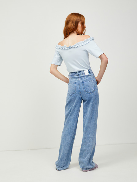 Pieces Svetlomodrý crop top s odhalenými ramenami Pieces Leah