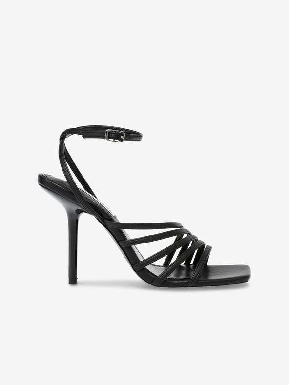 Steve Madden Steve Madden All In Black Sandále na podpätku