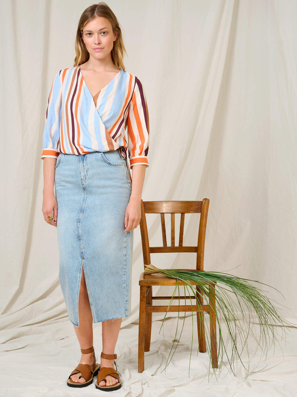 Orsay Modro-oranžová pruhovaná zavinovací blúzka s trojštvrťovými rukávmi