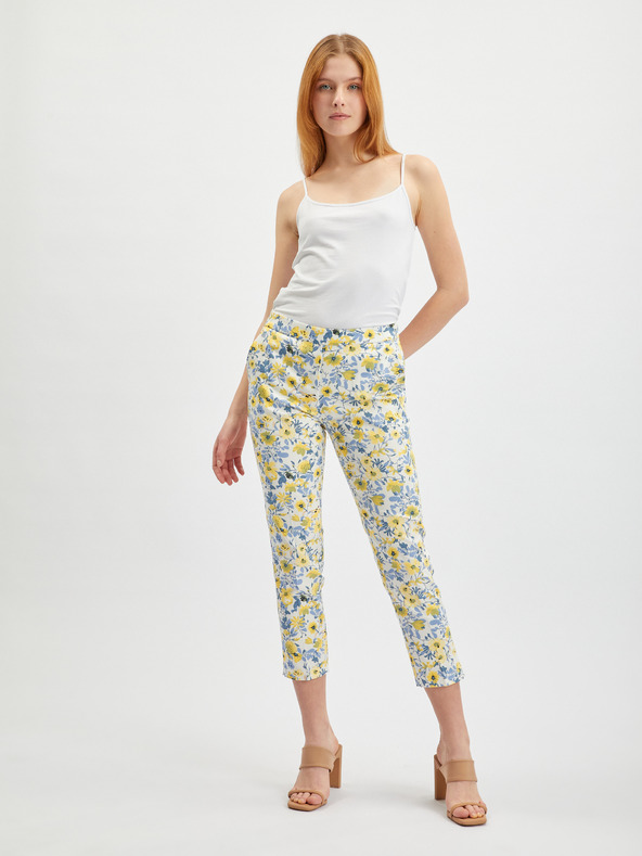 Orsay Žlto-biele dámske skrátené nohavice s kvetinovým vzorom ORSAY