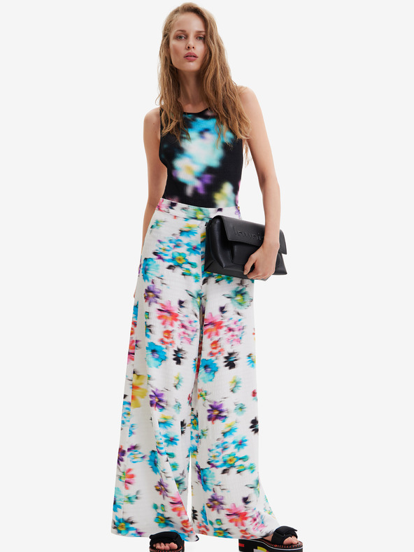 Desigual Biele Desigual Daniela dámske nohavice s kvetmi