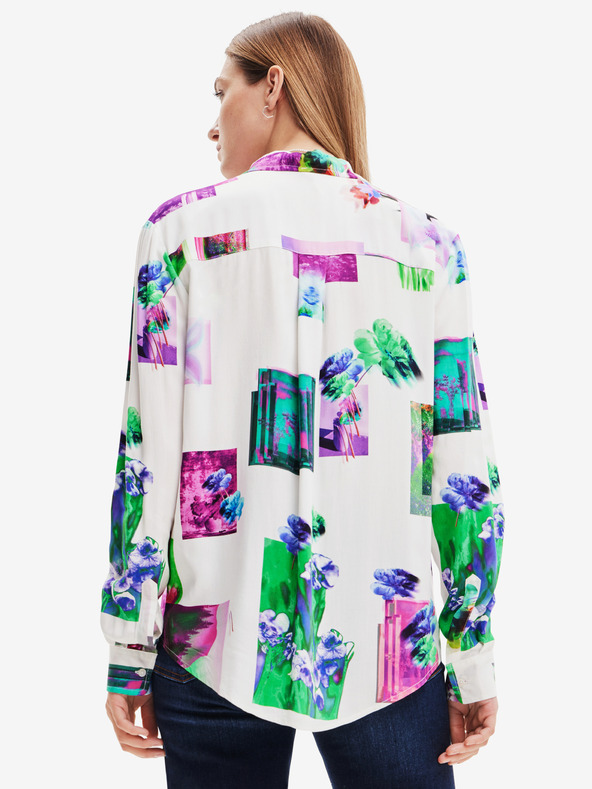 Desigual Zeleno-biele dámske vzorované tričko Desigual Trieste