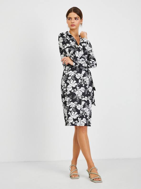 Orsay Bielo-čierne dámske kvetované šaty ORSAY