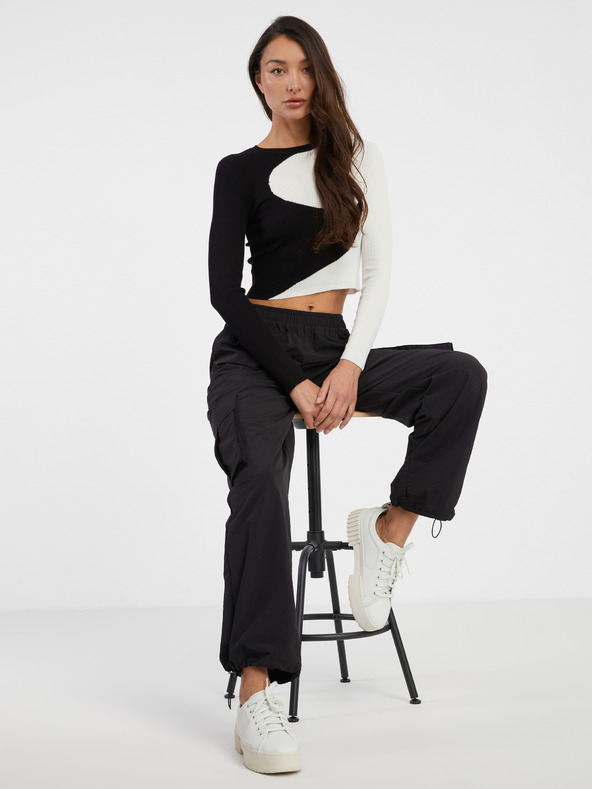 ONLY Bielo-čierny dámsky vzorovaný sveter ONLY Polly