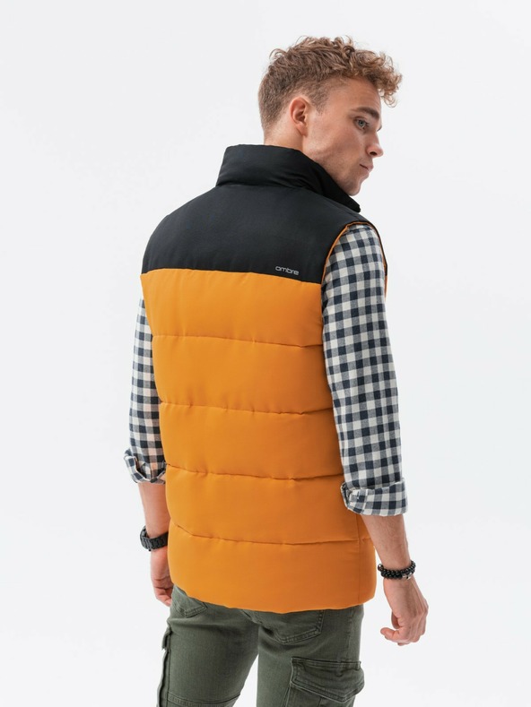 Ombre Clothing Čiernohorčicová pánska prešívaná vesta Ombre Clothing