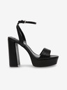 Steve Madden Čierne dámske sandále Steve Madden