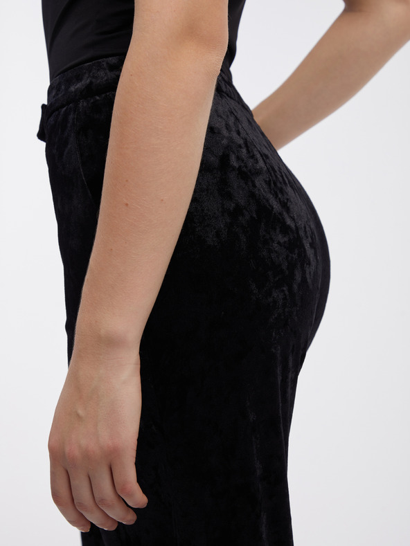 Orsay Čierne dámske zamatové nohavice ORSAY