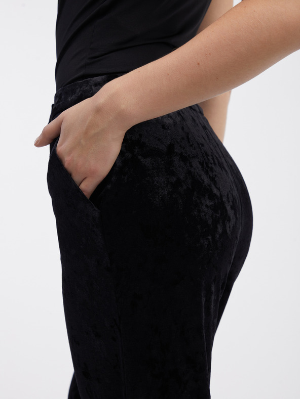 Orsay Čierne dámske zamatové nohavice ORSAY