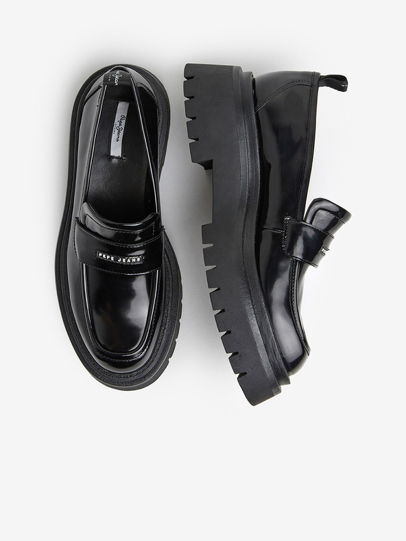 Pepe Jeans Čierne dámske lesklé mokasíny Pepe Jeans Queen Oxford