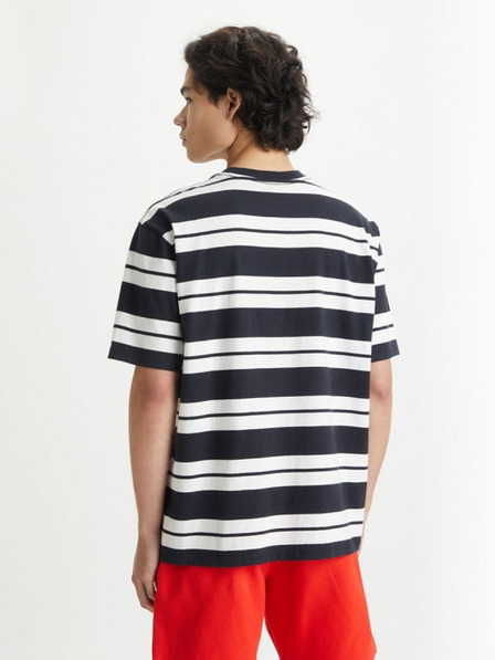 Levi's® Biele pánske tričko Levi's® Stay Loose Graphic PKT T Stripe Shirt
