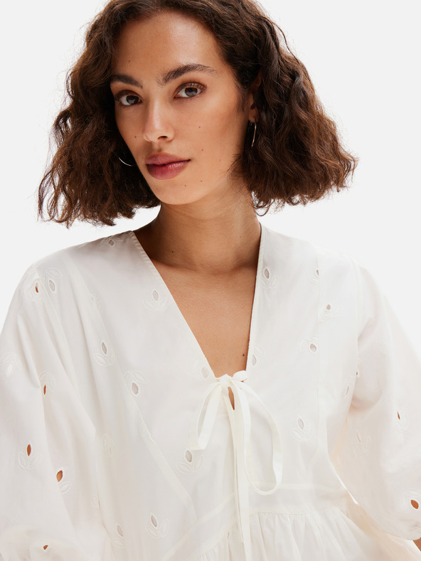 Desigual Biele dámske mini šaty Desigual Lombard