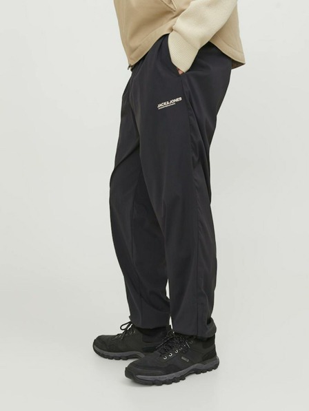 Jack & Jones Čierne pánske tepláky Jack & Jones Karl