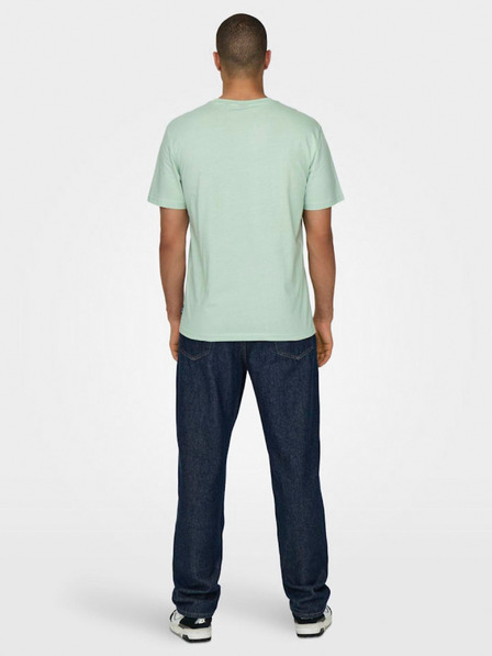 ONLY & SONS Svetlozelené pánske tričko ONLY & SONS Kolton