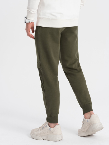 Ombre Clothing Tmavozelené pánske tepláky Ombre Oblečenie
