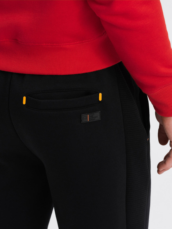 Ombre Clothing Čierne pánske tepláky Ombre Oblečenie