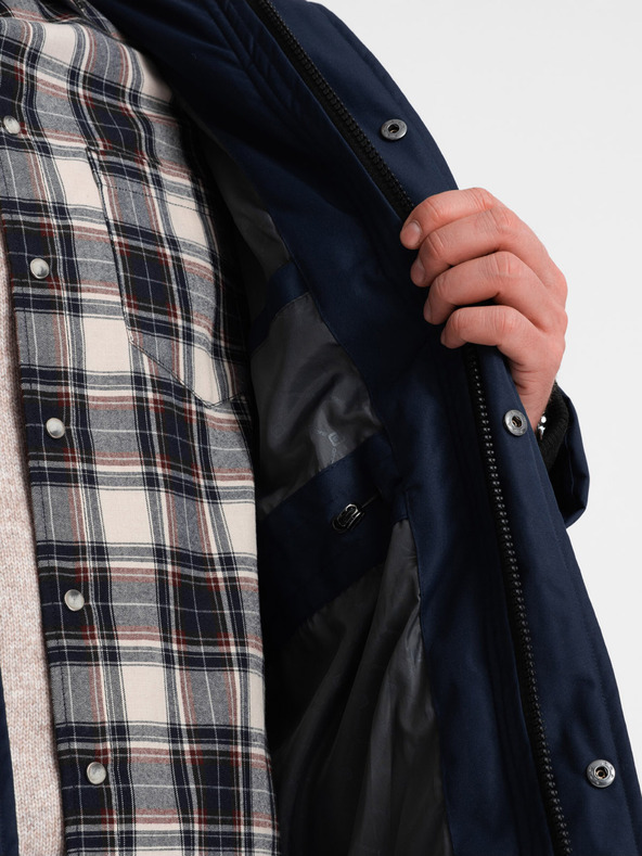 Ombre Clothing Tmavomodrá pánska zimná bunda s umelou kožušinou Ombre Clothing Alaskan