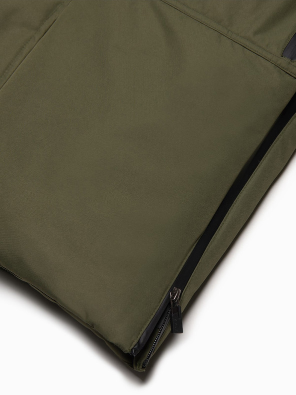 Ombre Clothing Zelená pánska zimná bunda s umelou kožušinou Ombre Clothing Alaskan