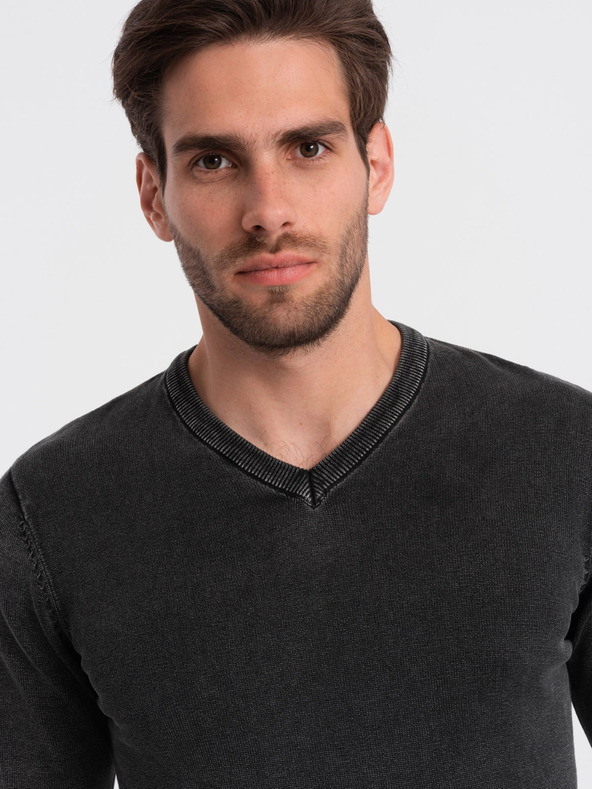 Ombre Clothing Čierny pánsky základný sveter s výstrihom do V Oblečenie Ombre