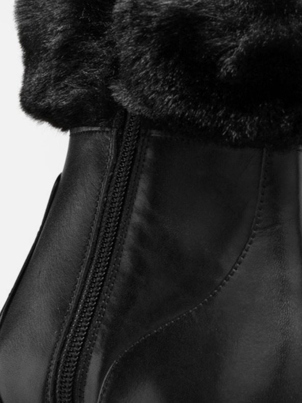 Geox Čierne dámske členkové topánky Geox Felleny