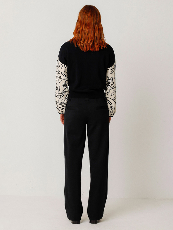 SKFK SKFK Suéter Aitza Krémovo-čierny dámsky svetrík