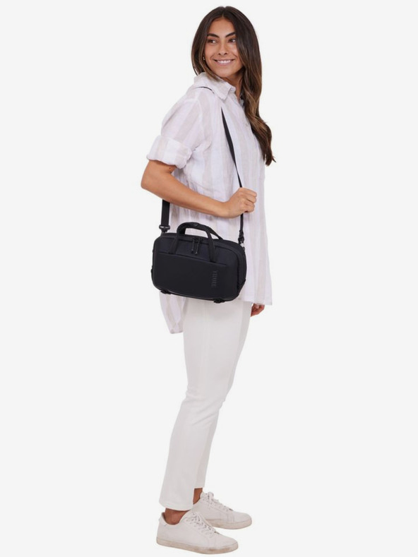 Thule Čierna taška cez rameno Thule Subterra 2 5L