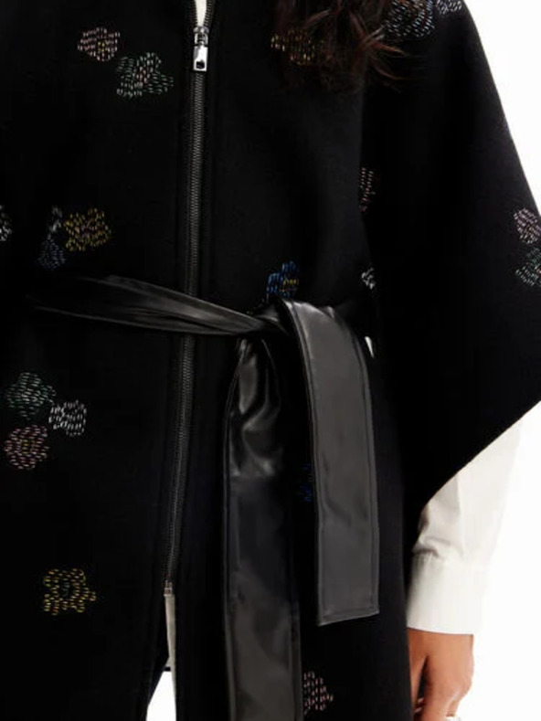 Desigual Čierne dámske vzorované pončo Desigual Threadflor Milan