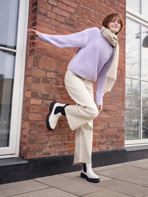 Geox Krémová dievčenská členková obuv Geox Junette