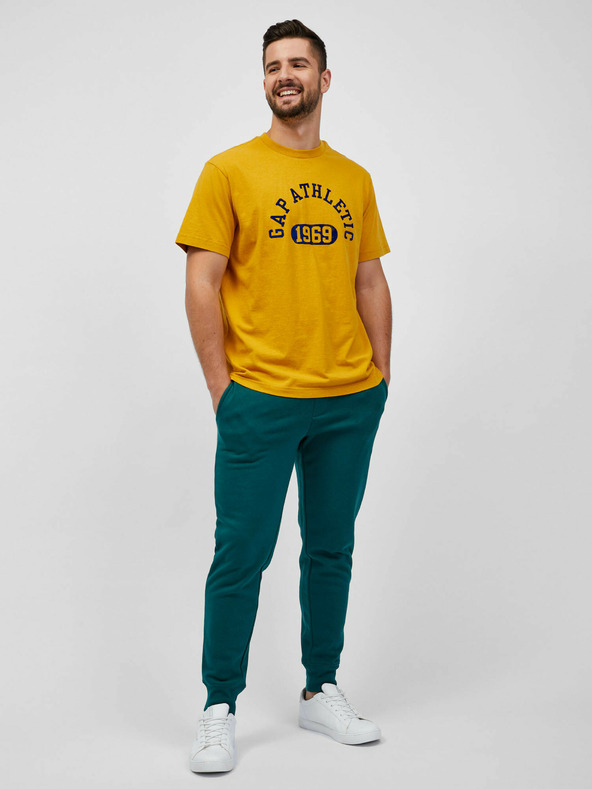 GAP Tričko Gap Athletic GAP