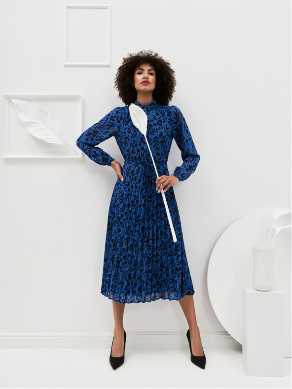 Moodo Čierno-modré dámske kvetované šaty Moodo