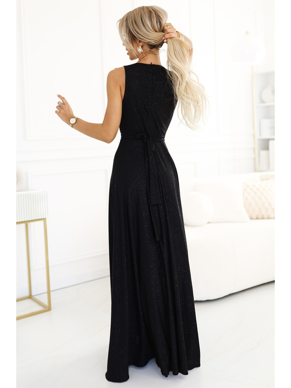 numoco Čierne dámske dlhé saténové šaty s výstrihom a rozparkom Numoco