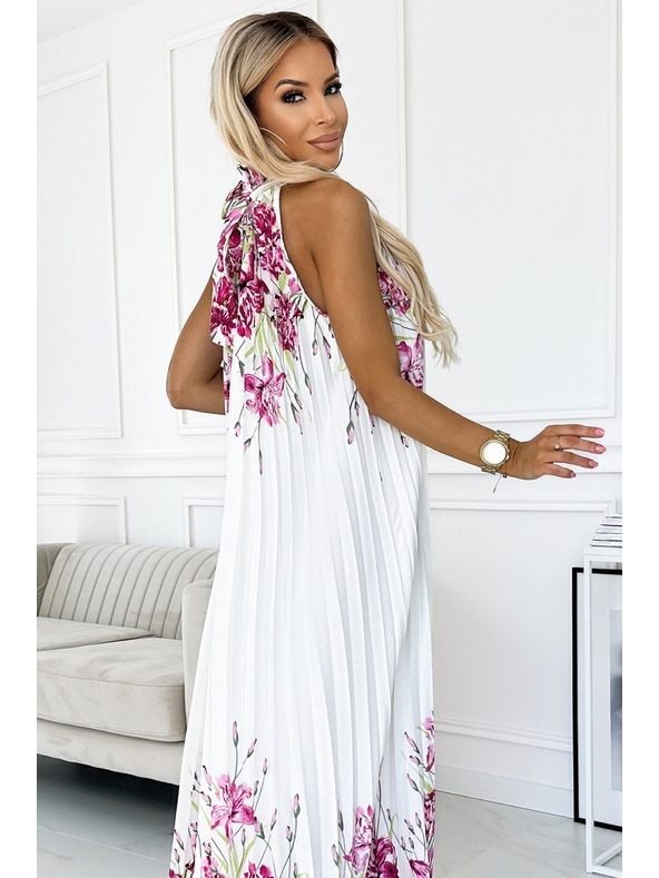 numoco Plisované saténové maxi šaty - biele s ružovými kvetmi Numoco ESTER