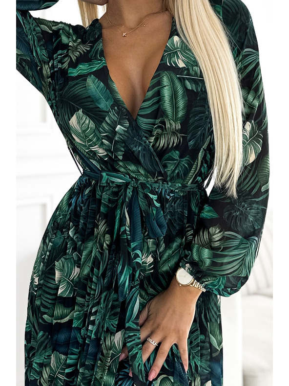 numoco Plisované šifónové dlhé šaty s výstrihom, dlhými rukávmi a opaskom - zelené listy Numoco