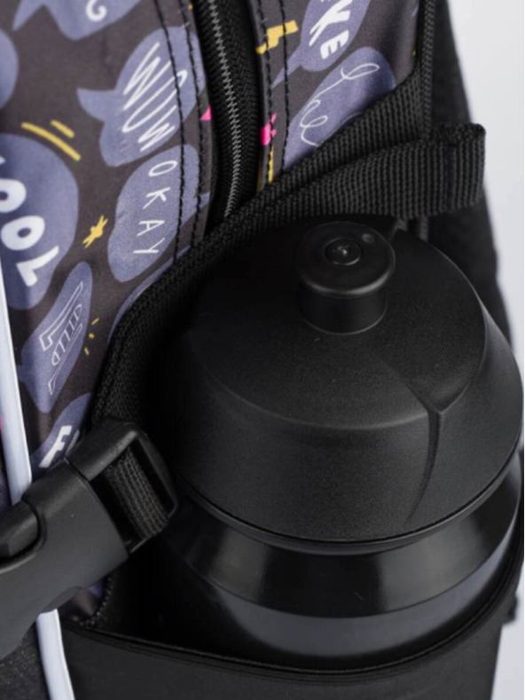 BAAGL  Čierny školský batoh Cubic Sneakers Baagl