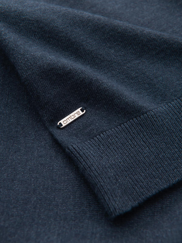 Ombre Clothing Pánsky pletený rolák s viskózou - tmavomodrý V4 OM-SWTN-0127 Ombre Clothing