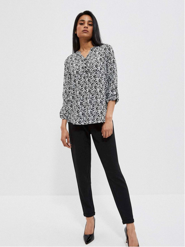 Moodo Bielo-čierna dámska kvetovaná košeľa Moodo
