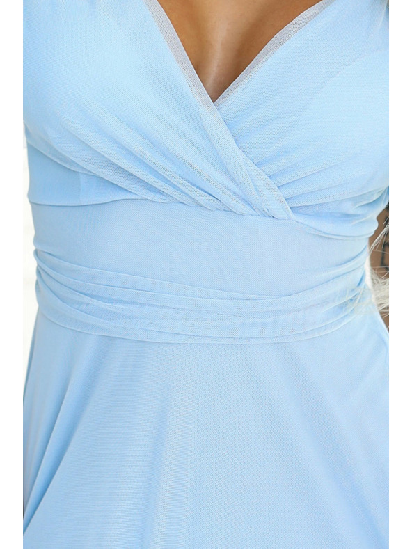 numoco 562-5 NASTIA Dlhé šaty s výstrihom a krátkym rukávom - svetlo modré