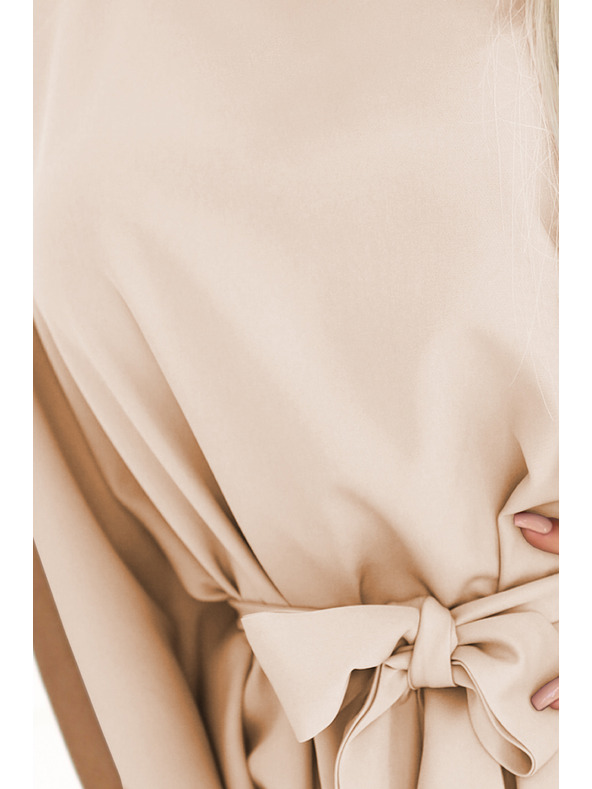 numoco 287-38 SOFIA Motýlie šaty so zaväzovaním v páse - tmavo béžové