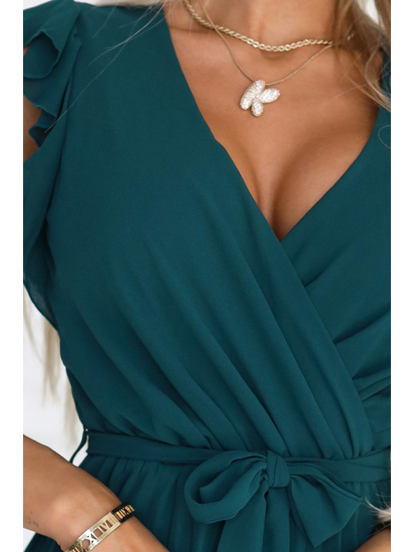 numoco 374-8 POLINA Plisované šaty s výstrihom a volánmi - zelené