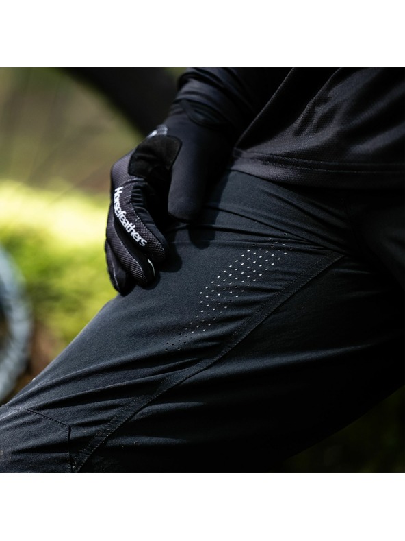 Horsefeathers Stoker cyklistické nohavice - čierne HORSEFEATHERS